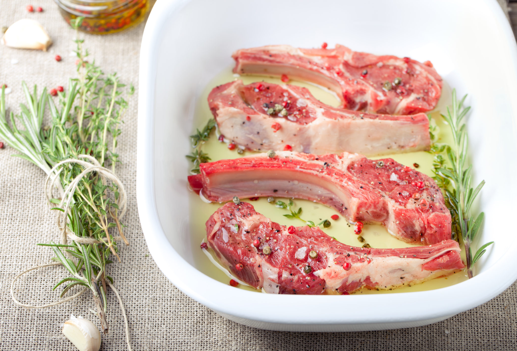 Kuzu eti için birbirinden pratik 3 farklı marine sos tarifi Gastrofest